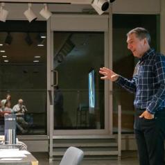 Conférence Minimalisme par Michel Proulx Photo Mario Groleau